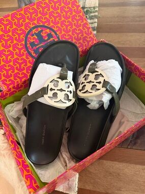 Tory Burch Black  Leather Slide Sandals with White Logo Medallion
